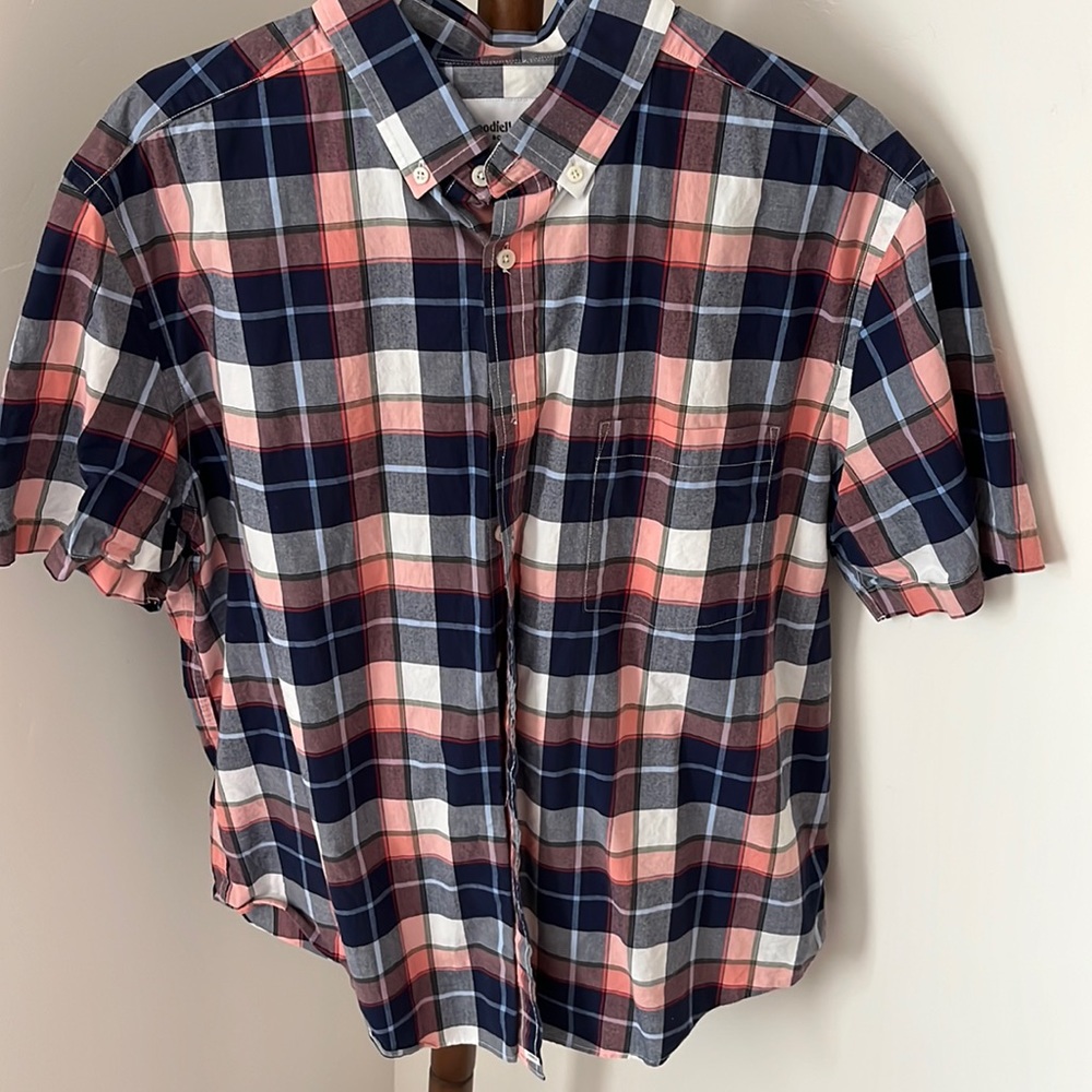 Goodfellow & Co XL Short-sleeved Button-down Casual-fit
